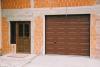 Kasetna garažna vrata rjave barve - oknamba.si.JPG